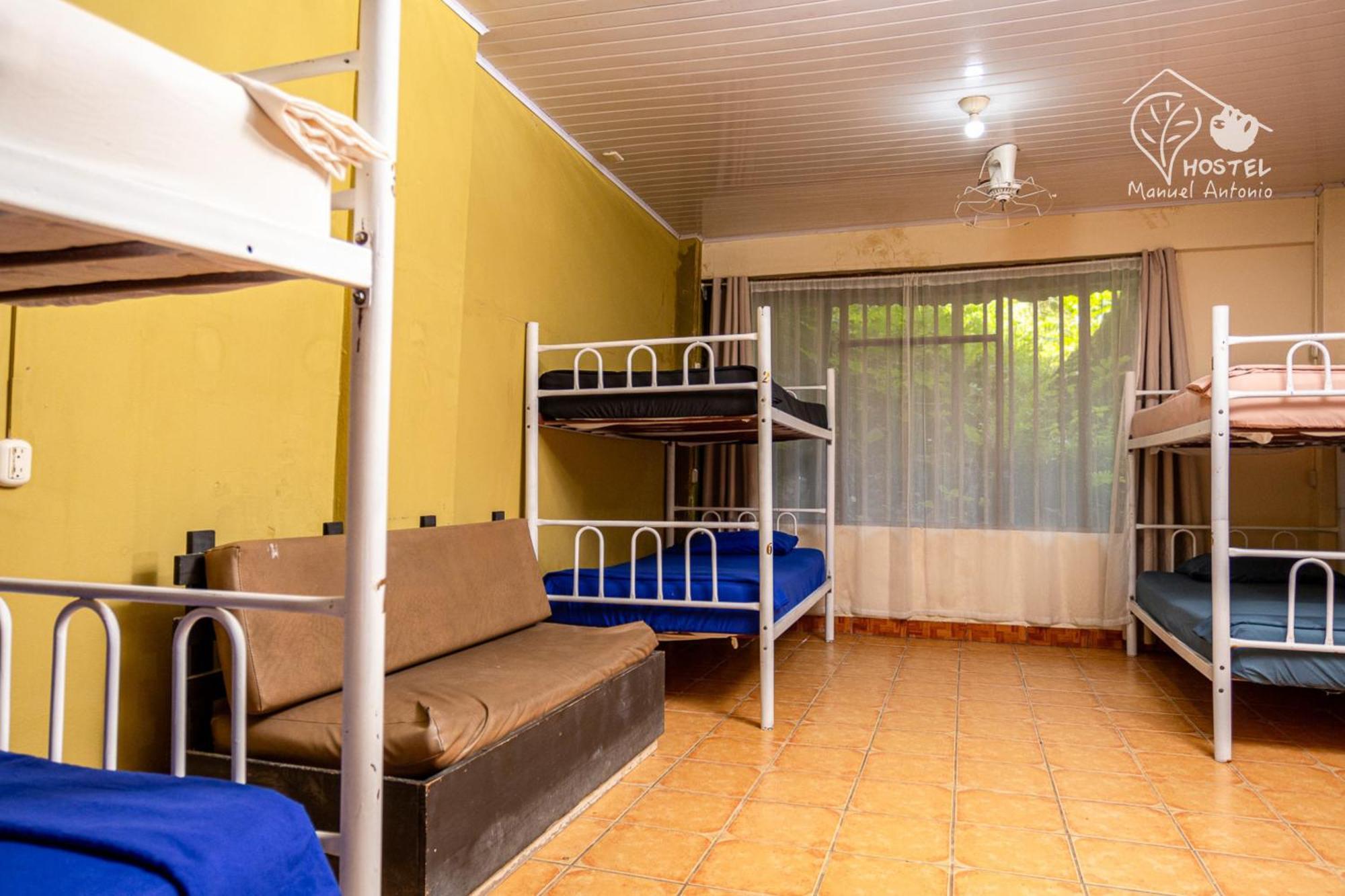 Manuel Antonio Hostel Bagian luar foto